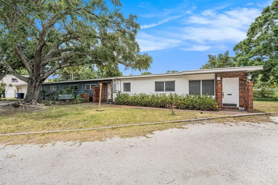  5250 12th St N, Saint Petersburg, FL 33703 photo 1