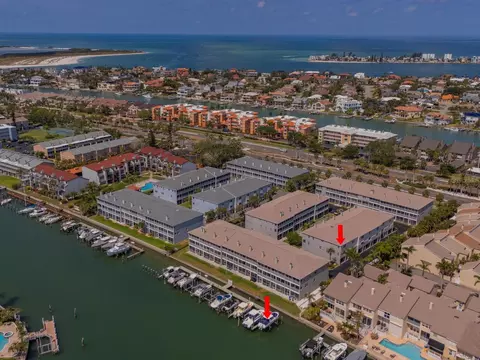 521 Pinellas Bayway S #301, Saint Petersburg, FL 33715