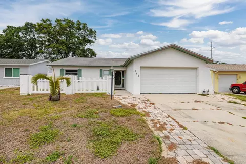 564 5th Ave SE, Largo, FL 33771