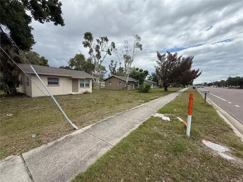 6797 54th Ave N, Saint Petersburg, FL 33709