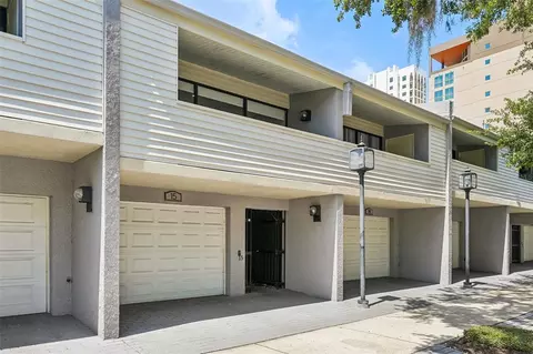 301 2nd St N #15, Saint Petersburg, FL 33701