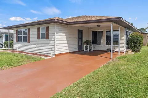 4846 Colonnades Club Blvd, Lakeland, FL 33811