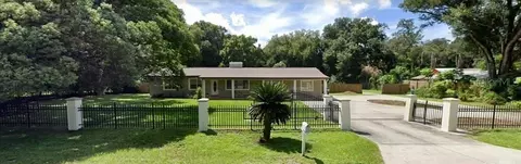 312 N Hilltop Rd, Brandon, FL 33510