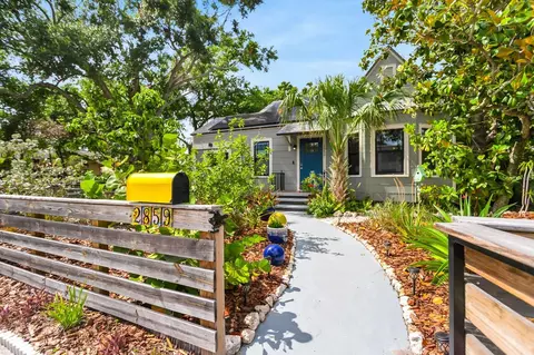 2859 Dartmouth Ave N, Saint Petersburg, FL 33713