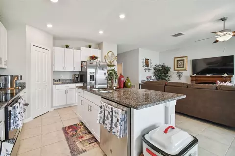 Kitchen - 13603 Wild Ginger St, Riverview, FL 33579 photo 2 of 5