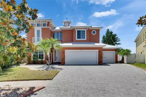 404 Bahama Grande Blvd, Apollo Beach, FL 33572