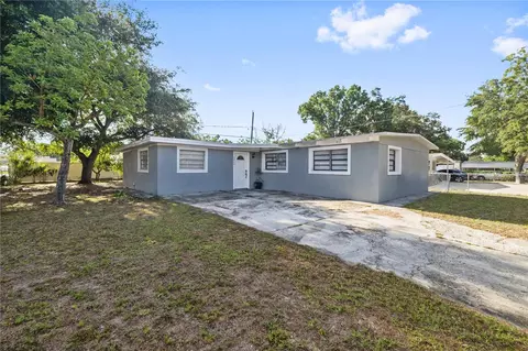 2002 Waikiki Way, Tampa, FL 33619