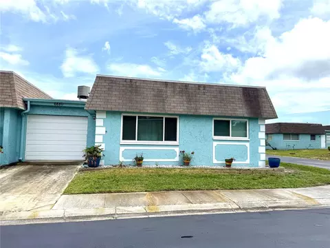 6880 Versailles N, Pinellas Park, FL 33781