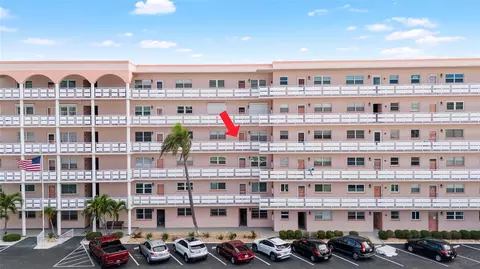 6025 Shore Blvd S #409, Gulfport, FL 33707