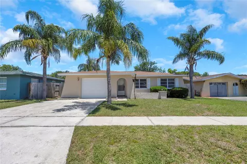 204 Cove Ct, Clearwater, FL 33756