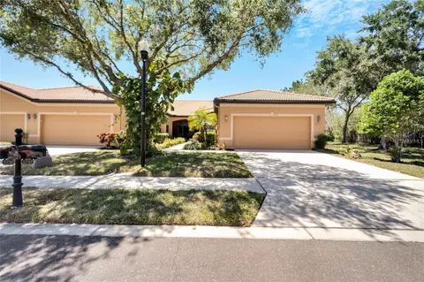 5732 Eden Falls Pl, Apollo Beach, FL 33572