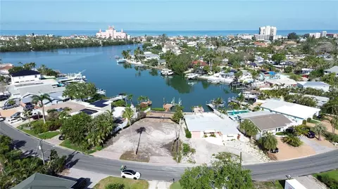 3738 Belle Vista Dr E, Saint Pete Beach, FL 33706