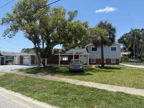 4802 Bay Crest Dr, Tampa, FL 33615