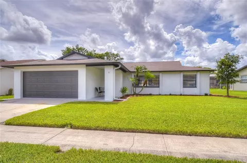 11520 Bear Paw Ln, Port Richey, FL 34668