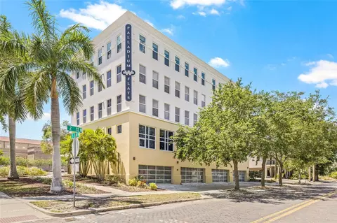 205 5th Ave N #501, Saint Petersburg, FL 33701