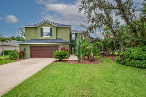 2712 Spring Meadow Dr, Plant City, FL 33566