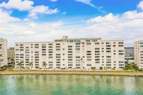 6020 Shore Blvd S #709, Gulfport, FL 33707