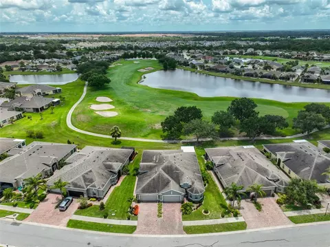 724 Chipper Dr, Sun City Center, FL 33573