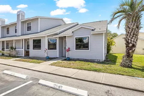 12648 Castle Hill Dr, Tampa, FL 33624