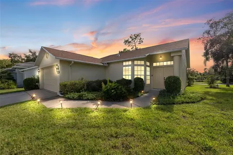 10806 Brookhaven Dr, New Port Richey, FL 34654