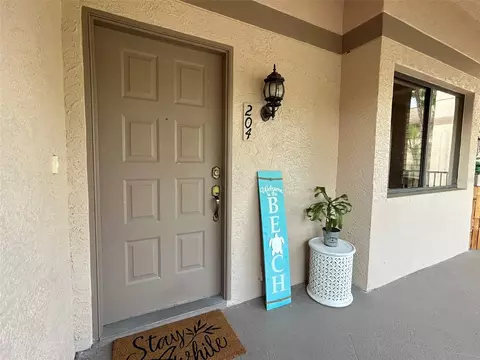 3044 Red Oak Ct #204, Palm Harbor, FL 34684
