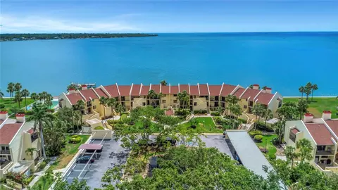 7520 Sunshine Skyway Ln S #113, Saint Petersburg, FL 33711