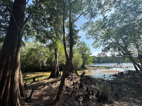 13517 E Shawnee Trl, Inverness, FL 34450
