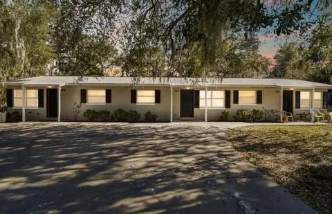 404 Jackson St, Wildwood, FL 34785
