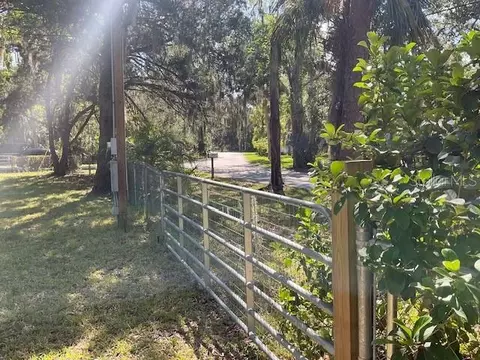 8157 Anchor Point Dr, Weeki Wachee, FL 34607