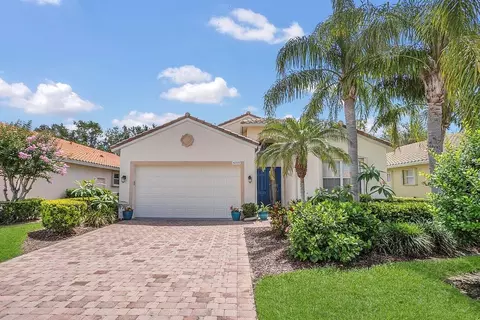 6315 43rd Ct E, Sarasota, FL 34243