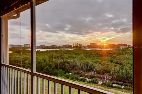 9484 Tara Cay Ct #8, Seminole, FL 33776