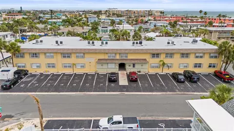 600 71st Ave #18, Saint Pete Beach, FL 33706