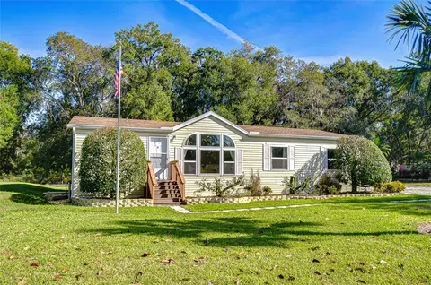8342 Fussell Dr, Wesley Chapel, FL 33545