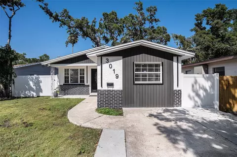 3019 Park St N, Saint Petersburg, FL 33710