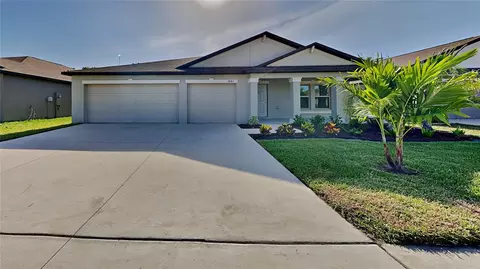 1881 Colding Dr, Ruskin, FL 33570