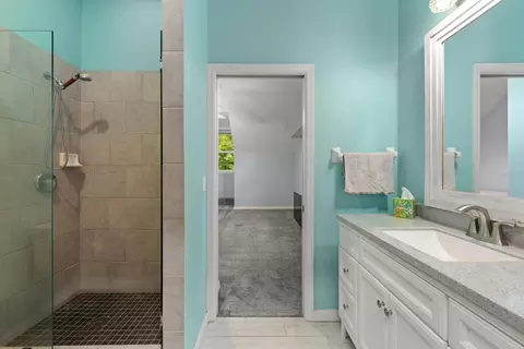 Bath - 6915 215th St E, Bradenton, FL 34211 photo 5 of 5