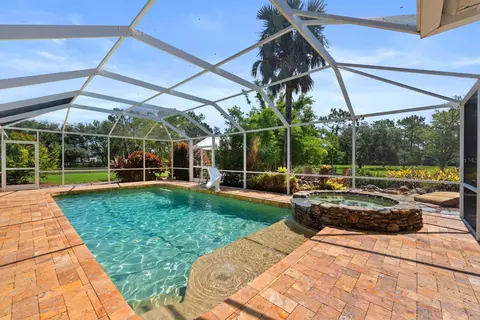 Exterior - 6915 215th St E, Bradenton, FL 34211 photo 5 of 7