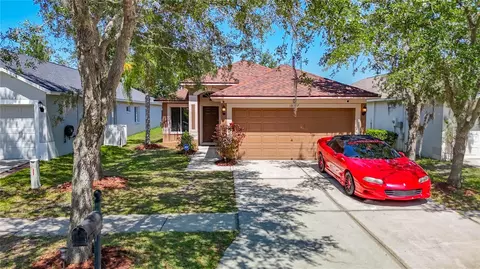 18107 Canal Pointe St, Tampa, FL 33647