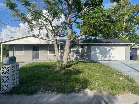 2618 Almond Dr, Holiday, FL 34691