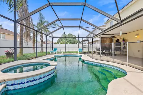 Exterior - 10311 Frog Pond Dr, Riverview, FL 33569 photo 4 of 9