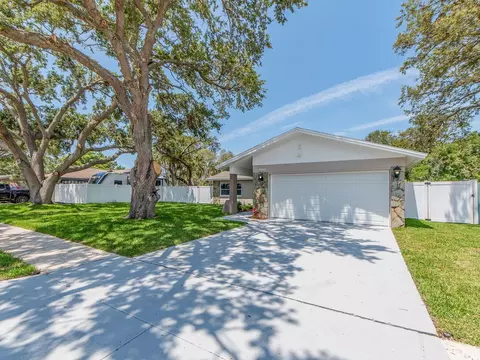 9292 120th Ln, Seminole, FL 33772