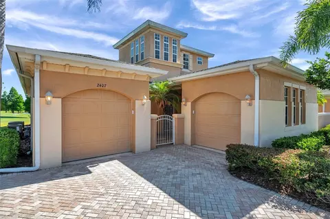 2407 Kensington Greens Dr, Sun City Center, FL 33573