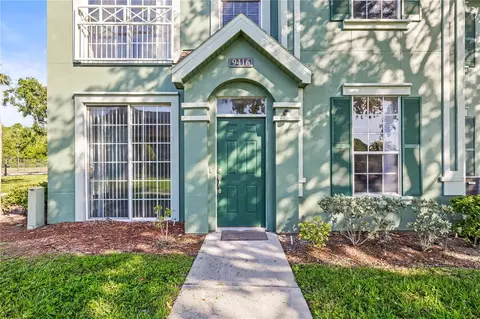 9416 Lake Chase Island Way #9416, Tampa, FL 33626