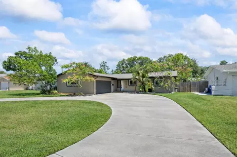 6875 11th Ave N, Saint Petersburg, FL 33710