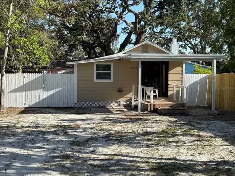 3762 18th Ter S, Saint Petersburg, FL 33711