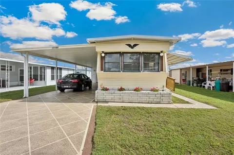 37105 Lois Ave, Zephyrhills, FL 33542