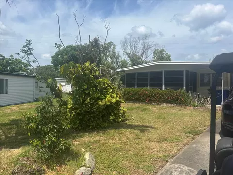 107 Freedom Ct #29, Palm Harbor, FL 34684