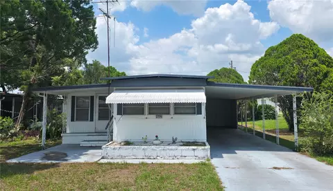 37229 Lois Ave, Zephyrhills, FL 33542