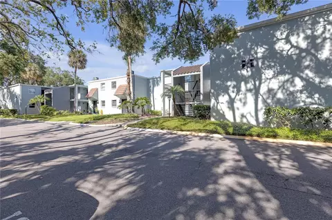 2820 Somerset Park Dr #101, Tampa, FL 33613