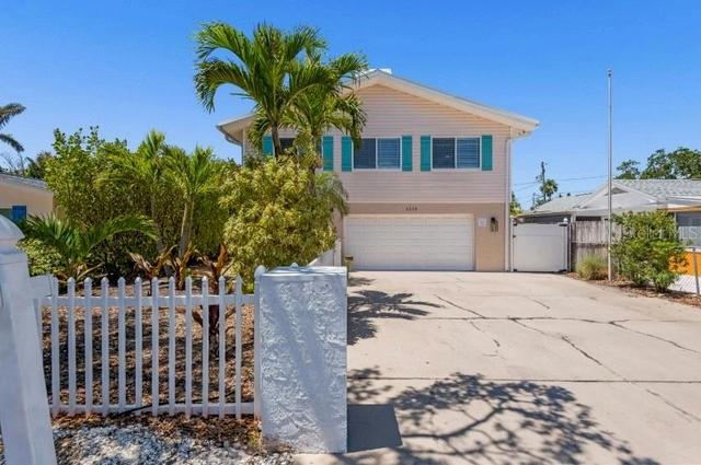 1210 Bay Pine Blvd, Indian Rocks Beach, FL 33785